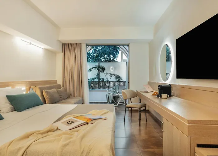 Thalassa Beach Resort & Spa (Adults Only)